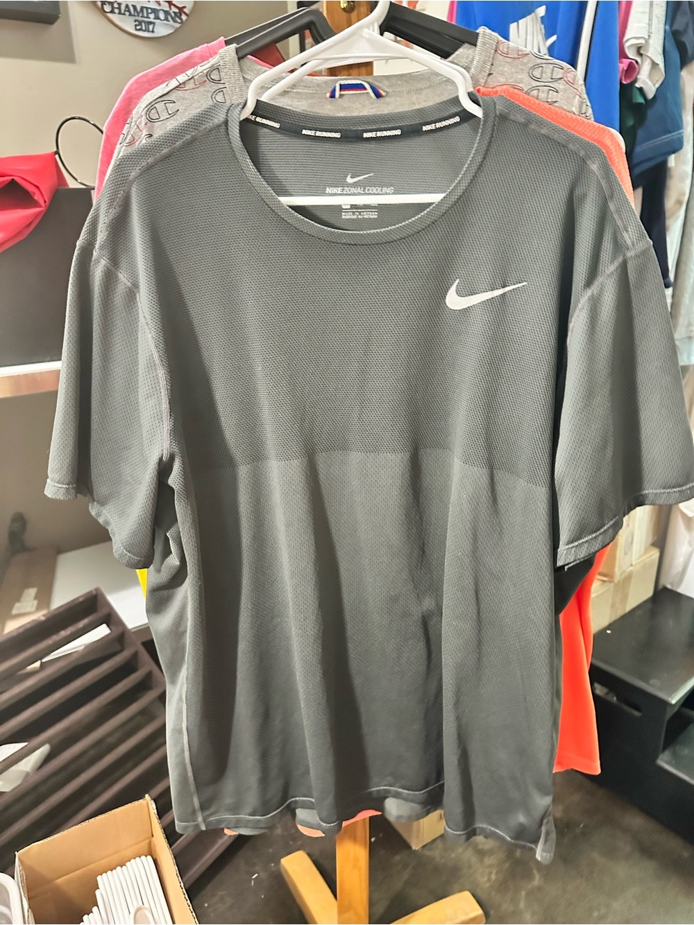 Nike Zonal Cooling Running Short Sleeve T-Shirt